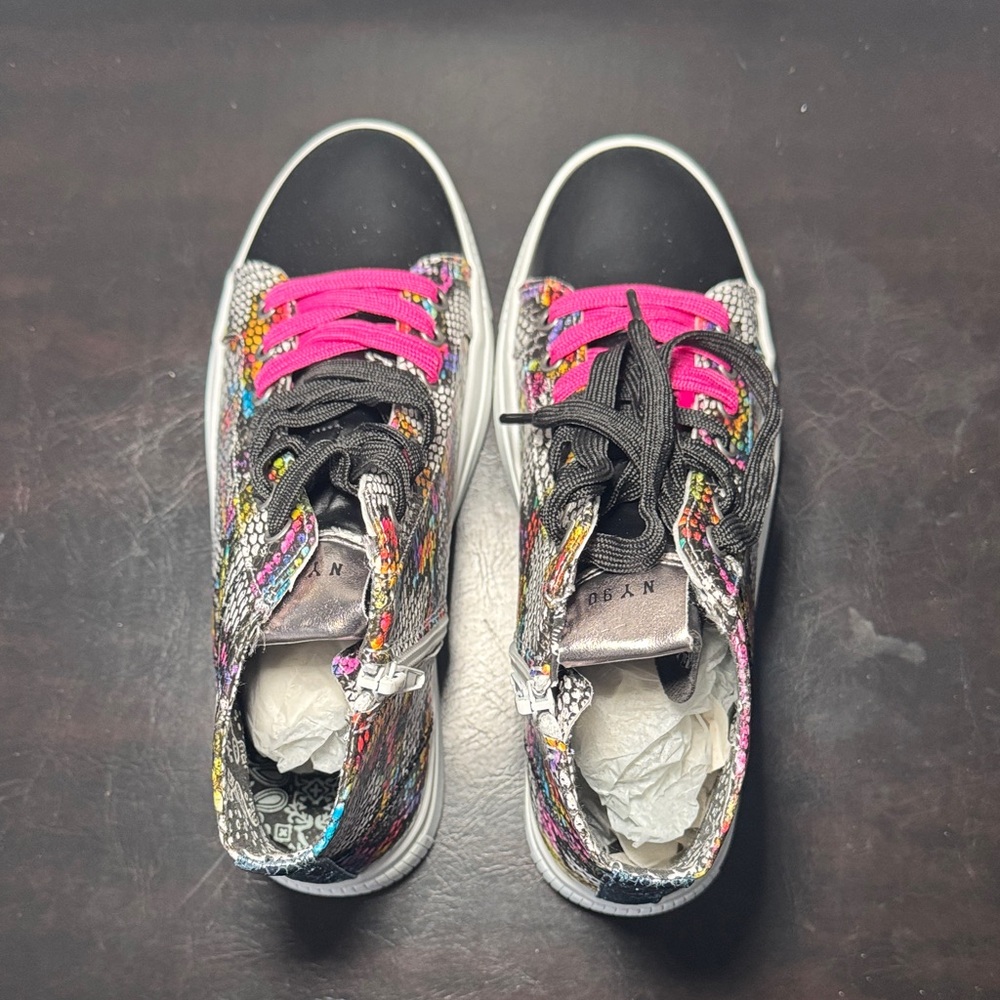 Steve Madden NY90 Hightop Shoes - Picture 5 of 8